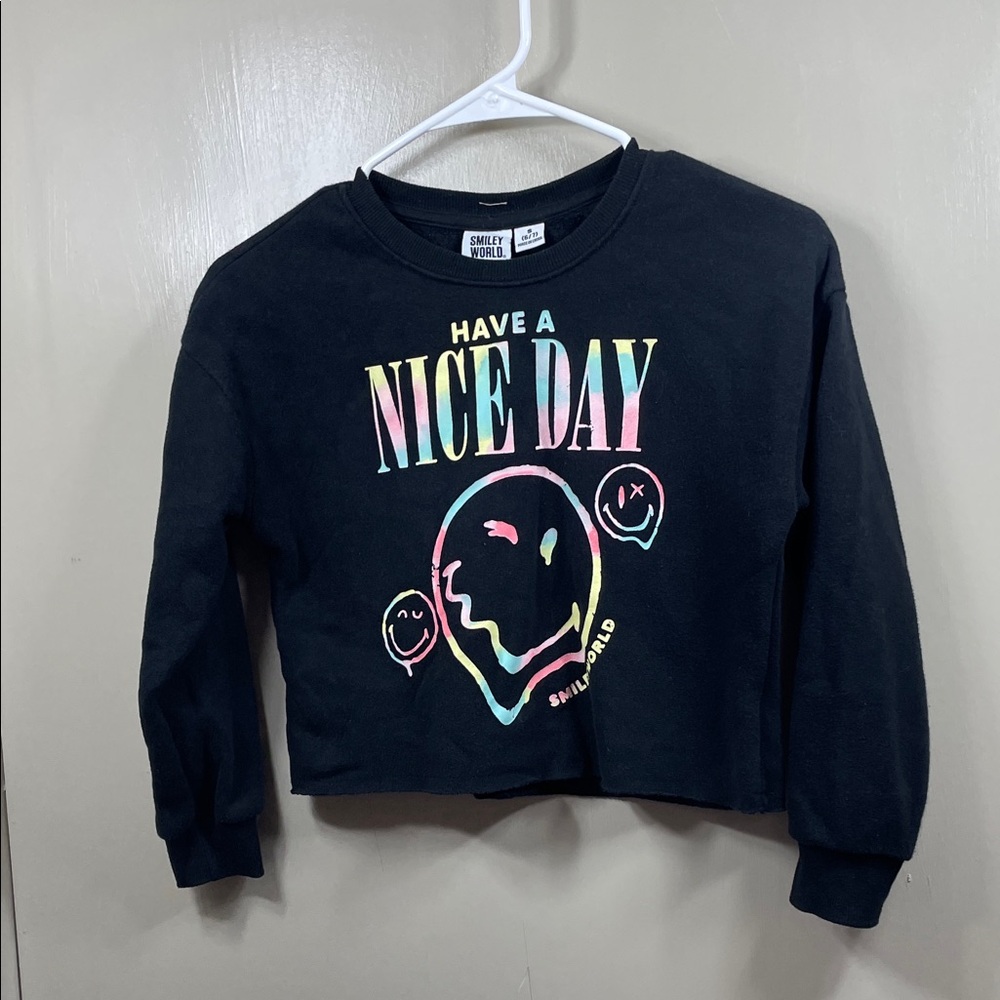 Smiley World crop Sweater‎ Youth Black Pullover Crew Neck Nice Day Emoji Kids